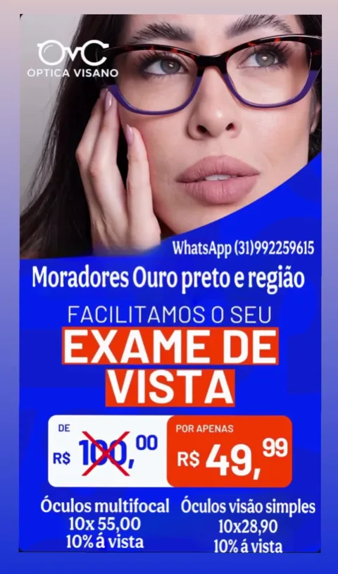 Atendente da Óptica Visano com cliente provando óculos na vitrine